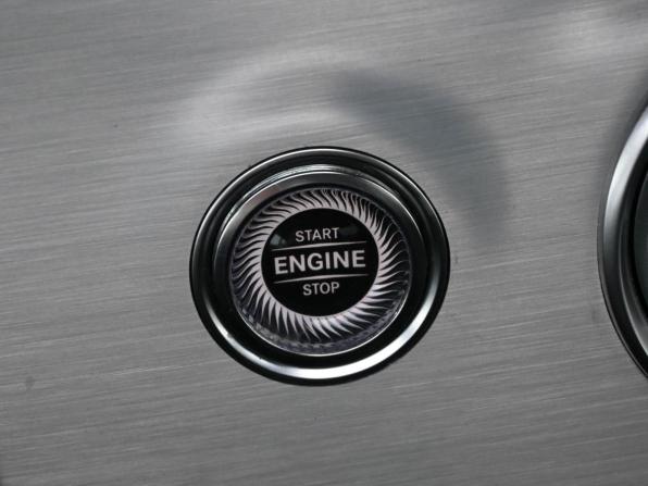 Mercedes-Benz E-Класс V (W213 S213 C238) Рестайлинг с пробегом 2020 года, цена 4 654 000 рублей, 52997 км, седан, Автокод Объявления