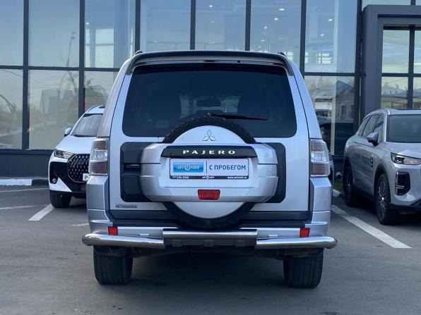 Mitsubishi Pajero IV Рестайлинг 1 с пробегом 2013 года, цена 1 899 000 рублей, 261000 км, внедорожник, Автокод Объявления