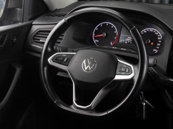Volkswagen Polo V Рестайлинг с пробегом 2020 года, цена 1 365 000 рублей, 118303 км, седан, Автокод Объявления