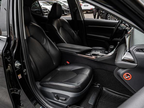 Toyota Camry VIII (XV70) с пробегом 2018 года, цена 2 630 000 рублей, 120940 км, седан, Автокод Объявления