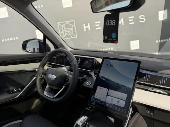 Geely Atlas II с пробегом 2024 года, цена 3 000 000 рублей, 8091 км, внедорожник, Автокод Объявления