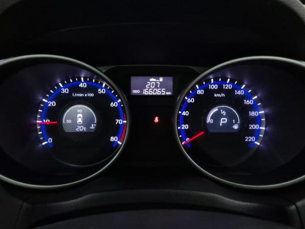 Hyundai ix35 I Рестайлинг с пробегом 2015 года, цена 1 360 000 рублей, 166061 км, внедорожник, Автокод Объявления