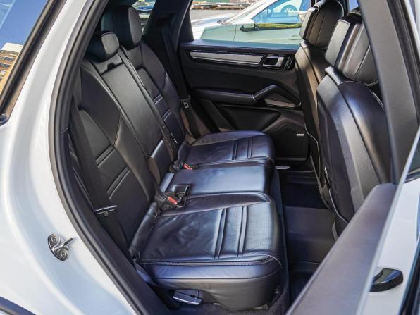 Porsche Cayenne III с пробегом 2018 года, цена 5 380 000 рублей, 130684 км, внедорожник, Автокод Объявления