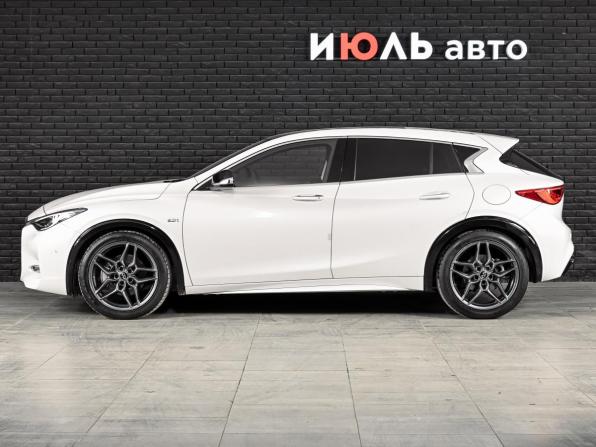 Infiniti Q30 с пробегом 2018 года, цена 2 865 000 рублей, 27280 км, хэтчбек, Автокод Объявления