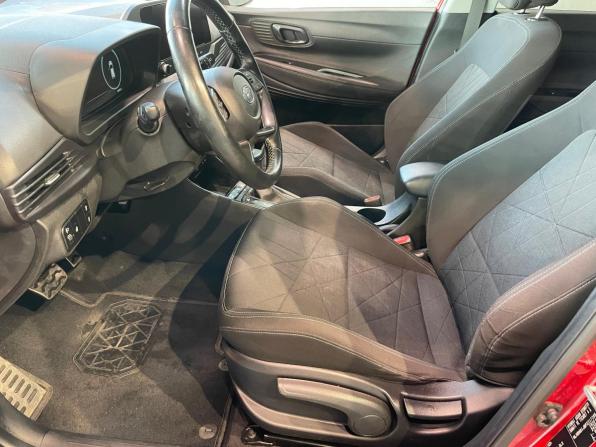 Hyundai Bayon I с пробегом 2022 года, цена 1 462 950 рублей, 103957 км, внедорожник, Автокод Объявления