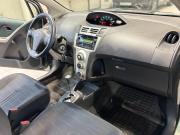 Toyota Yaris II Челябинск  - изображение 36