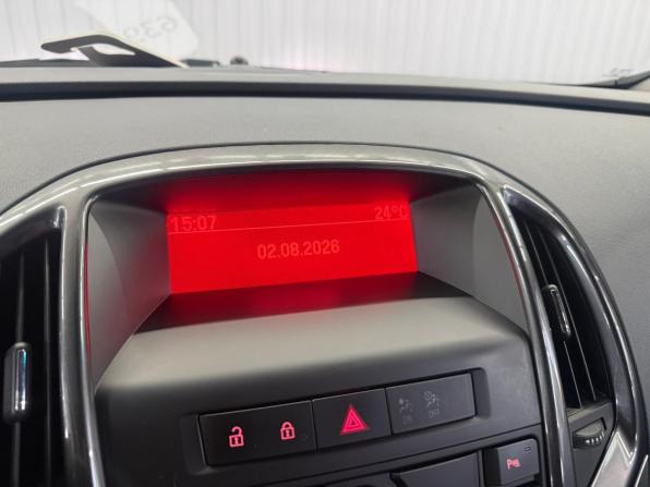 Opel Astra J Рестайлинг с пробегом 2013 года, цена 827 000 рублей, 196880 км, хэтчбек, Автокод Объявления