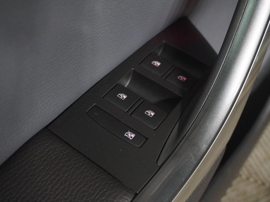 Opel Astra J Рестайлинг Вологда  - изображение 14
