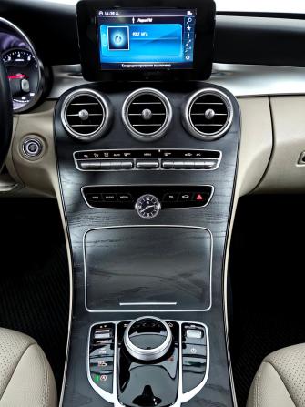 Mercedes-Benz C-Класс IV (W205) Рестайлинг с пробегом 2019 года, цена 2 599 000 рублей, 125231 км, седан, Автокод Объявления