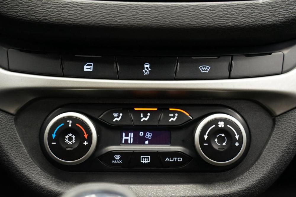 Lada (ВАЗ) Vesta I Крым  - изображение 16