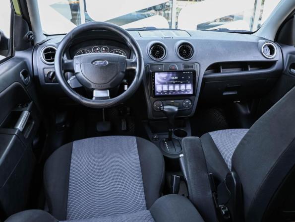 Ford Fusion I Рестайлинг с пробегом 2007 года, цена 553 800 рублей, 247967 км, хэтчбек, Автокод Объявления