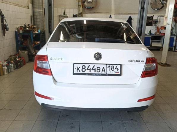 Skoda Octavia III (A7) с пробегом 2013 года, цена 795 000 рублей, 314000 км, лифтбек, Автокод Объявления