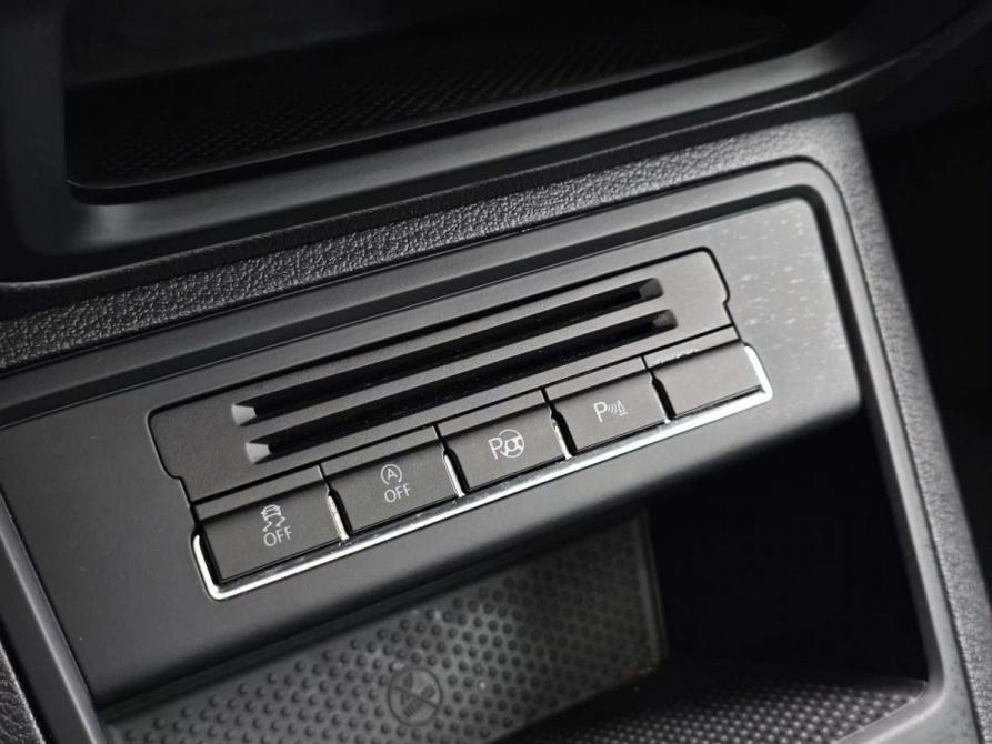 Volkswagen Tiguan I Рестайлинг Санкт-Петербург  - изображение 24