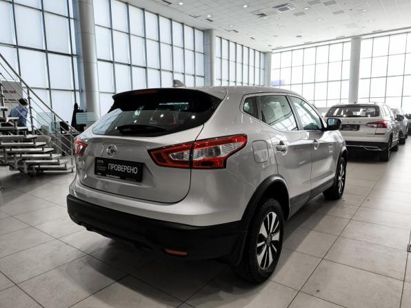 Nissan Qashqai II с пробегом 2018 года, цена 1 770 000 рублей, 112252 км, внедорожник, Автокод Объявления