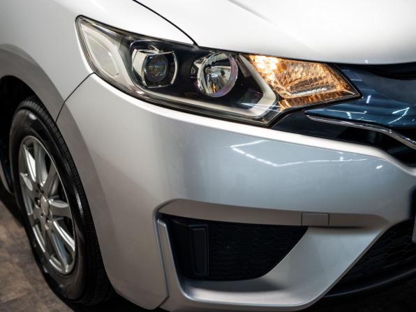 Honda Fit III с пробегом 2013 года, цена 1 175 000 рублей, 70228 км, хэтчбек, Автокод Объявления