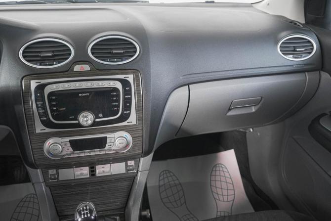 Ford Focus II Рестайлинг с пробегом 2008 года, цена 589 000 рублей, 205000 км, седан, Автокод Объявления