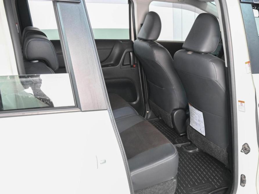 Toyota Sienta II Рестайлинг Ростов-на-Дону  - изображение 13