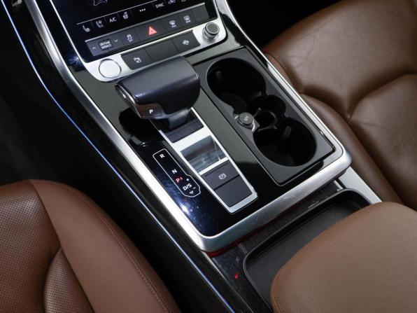 Audi Q8 I (4M) с пробегом 2019 года, цена 4 879 999 рублей, 190063 км, внедорожник, Автокод Объявления