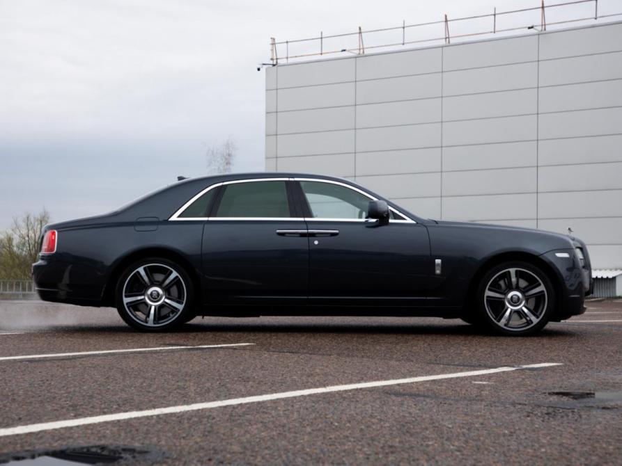 Rolls-Royce Ghost I Москва  - изображение 9