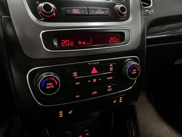 Kia Sorento II Рестайлинг с пробегом 2018 года, цена 1 970 000 рублей, 176017 км, внедорожник, Автокод Объявления