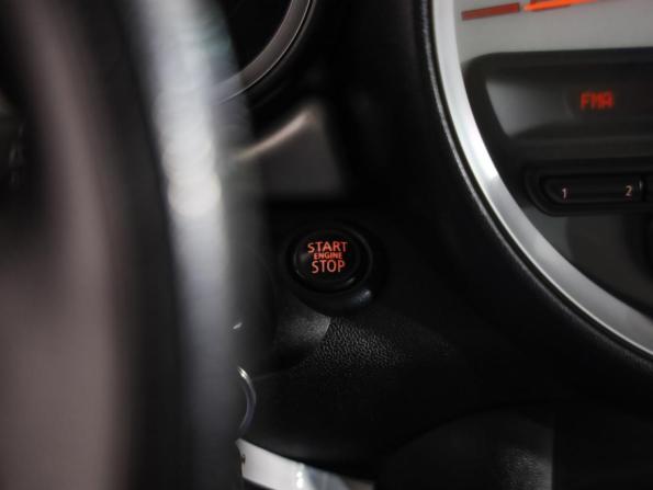 Mini Hatch II (R56) Рестайлинг с пробегом 2012 года, цена 899 000 рублей, 148918 км, хэтчбек, Автокод Объявления