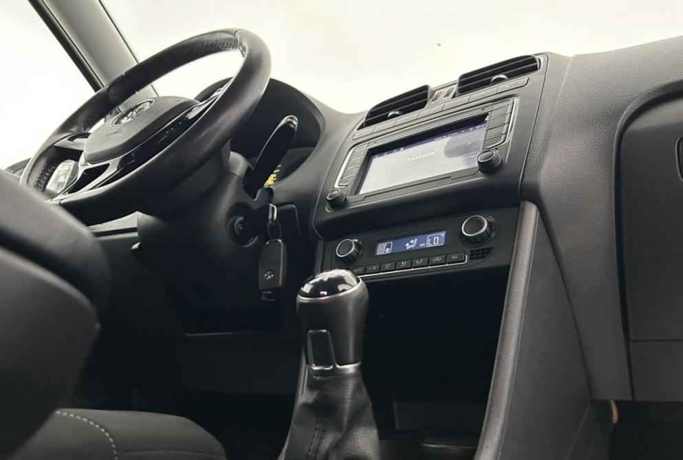 Volkswagen Polo V Рестайлинг Саранск  - изображение 28