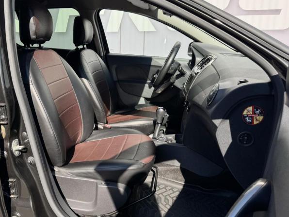 Renault Sandero II Рестайлинг с пробегом 2020 года, цена 1 239 000 рублей, 96498 км, хэтчбек, Автокод Объявления