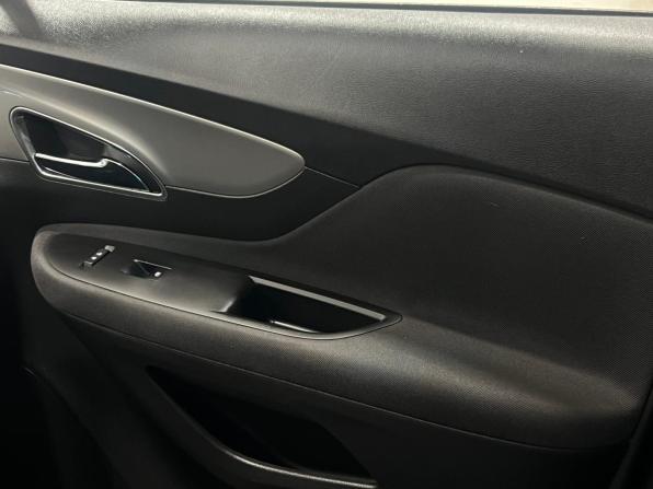 Opel Mokka I с пробегом 2012 года, цена 999 000 рублей, 202200 км, внедорожник, Автокод Объявления