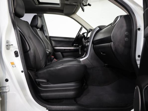 Suzuki Grand Vitara II Рестайлинг с пробегом 2011 года, цена 1 099 000 рублей, 145270 км, внедорожник, Автокод Объявления