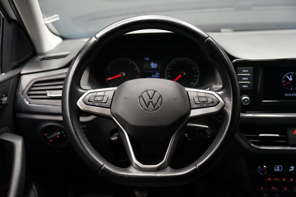 Volkswagen Polo VI Крым  - изображение 18
