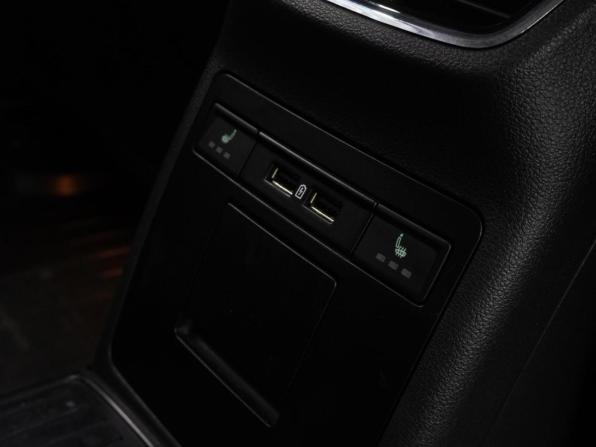 Skoda Octavia III (A7) Рестайлинг с пробегом 2017 года, цена 1 850 000 рублей, 178104 км, лифтбек, Автокод Объявления