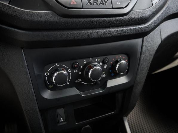 Lada (ВАЗ) XRAY I с пробегом 2017 года, цена 740 000 рублей, 136863 км, хэтчбек, Автокод Объявления