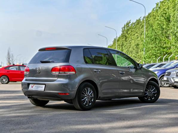 Volkswagen Golf VI с пробегом 2010 года, цена 630 000 рублей, 244303 км, хэтчбек, Автокод Объявления