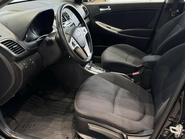 Hyundai Solaris I с пробегом 2011 года, цена 885 000 рублей, 68497 км, седан, Автокод Объявления