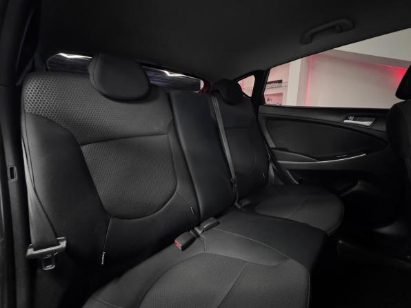 Hyundai Solaris I Рестайлинг с пробегом 2015 года, цена 1 255 000 рублей, 33278 км, хэтчбек, Автокод Объявления