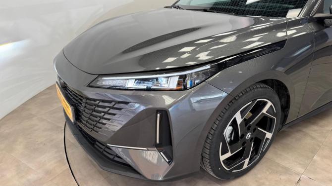 Changan Lamore с пробегом 2023 года, цена 1 950 000 рублей, 10122 км, седан, Автокод Объявления