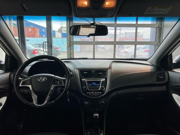 Hyundai Solaris I Рестайлинг с пробегом 2014 года, цена 1 099 000 рублей, 97908 км, хэтчбек, Автокод Объявления