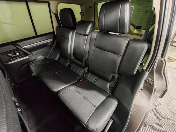Mitsubishi Pajero IV Рестайлинг 1 с пробегом 2014 года, цена 2 449 000 рублей, 197999 км, внедорожник, Автокод Объявления