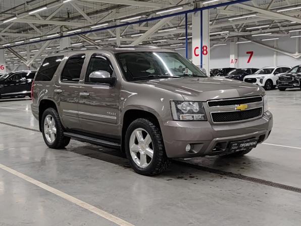 Chevrolet Tahoe III с пробегом 2012 года, цена 2 379 000 рублей, 154571 км, внедорожник, Автокод Объявления