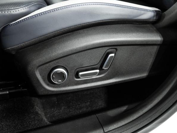 Geely Atlas II с пробегом 2024 года, цена 2 999 000 рублей, 53894 км, внедорожник, Автокод Объявления