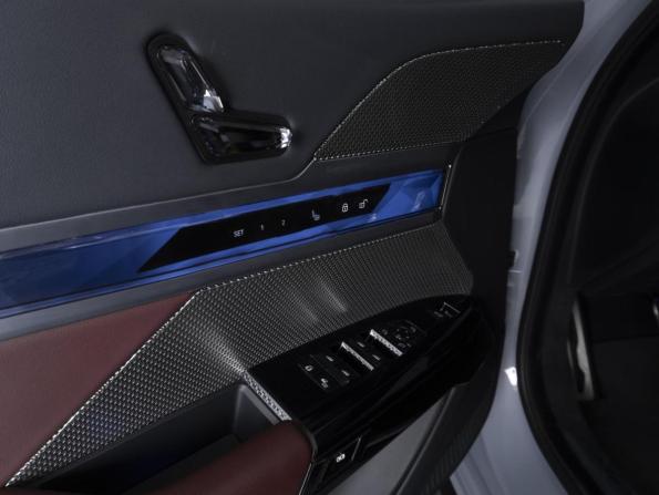 BMW 7 серии VII (G70) с пробегом 2023 года, цена 15 339 000 рублей, 18179 км, седан, Автокод Объявления