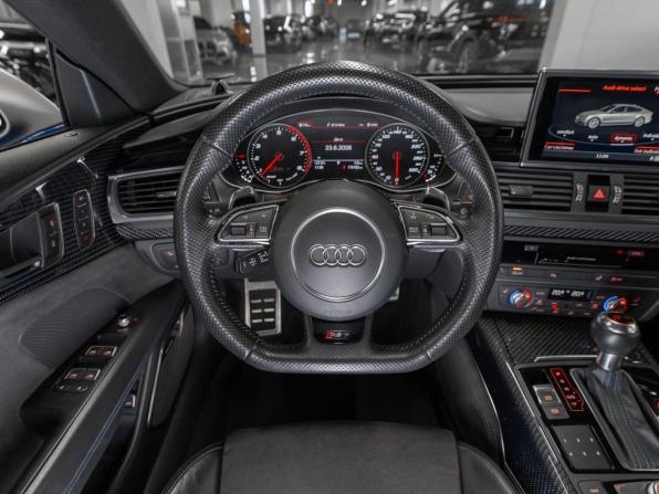 Audi RS 7 I (4G) Рестайлинг с пробегом 2016 года, цена 4 950 000 рублей, 115000 км, хэтчбек, Автокод Объявления