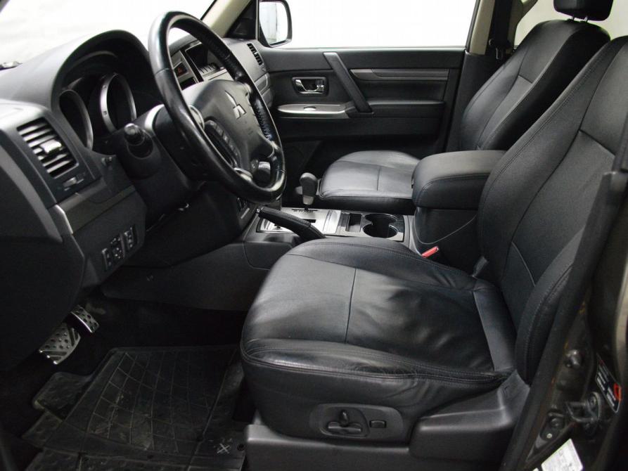 Mitsubishi Pajero IV Рестайлинг 2 Санкт-Петербург  - изображение 8