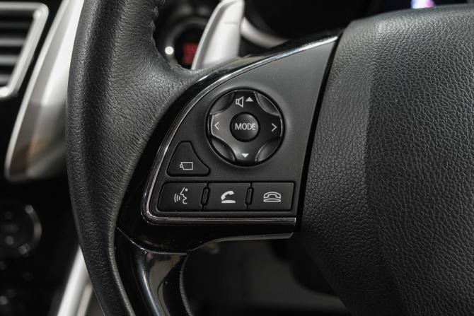Mitsubishi Eclipse Cross I с пробегом 2019 года, цена 2 399 000 рублей, 57000 км, внедорожник, Автокод Объявления