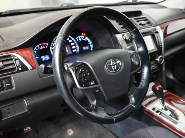Toyota Camry VII (XV50) с пробегом 2012 года, цена 1 665 000 рублей, 160174 км, седан, Автокод Объявления