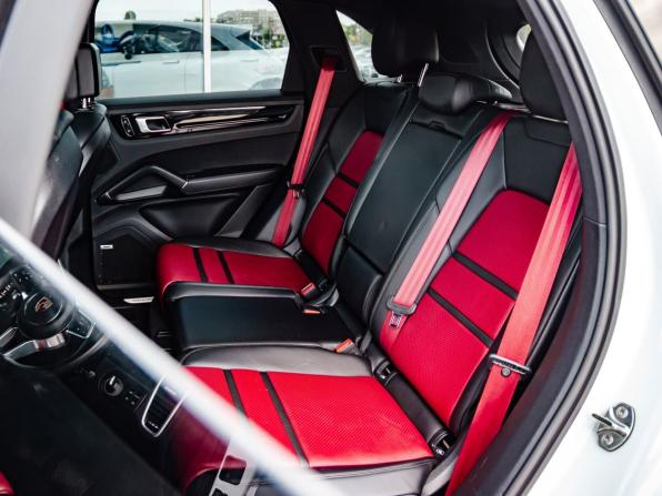 Porsche Cayenne III с пробегом 2019 года, цена 6 900 000 рублей, 88967 км, внедорожник, Автокод Объявления