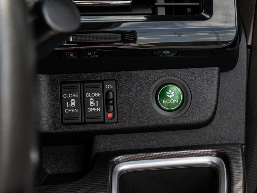Honda Stepwgn V Рестайлинг Краснодар  - изображение 21