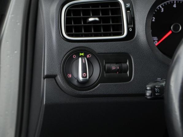 Volkswagen Polo V Рестайлинг с пробегом 2020 года, цена 1 499 077 рублей, 122129 км, седан, Автокод Объявления