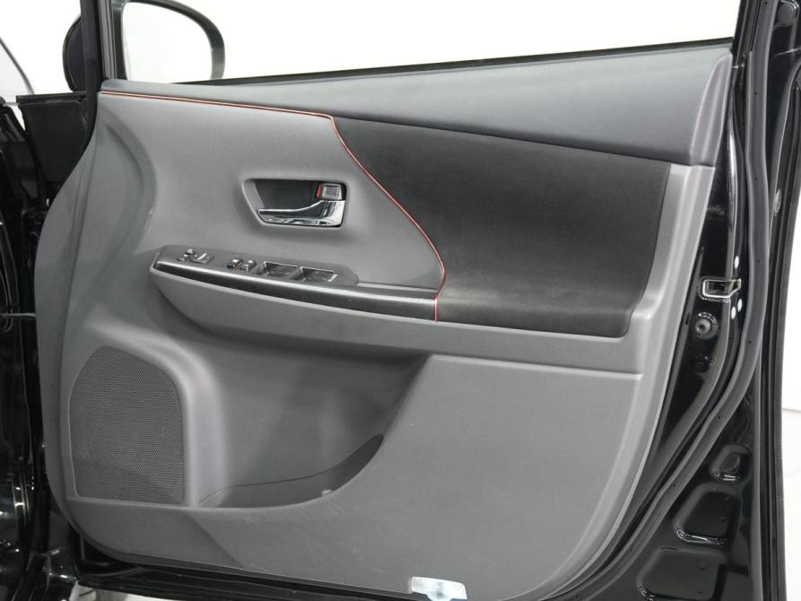 Toyota Prius Alpha I (ZVW40/41) Рестайлинг Новосибирск  - изображение 20