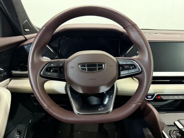 Geely Monjaro I с пробегом 2022 года, цена 3 150 000 рублей, 56650 км, внедорожник, Автокод Объявления